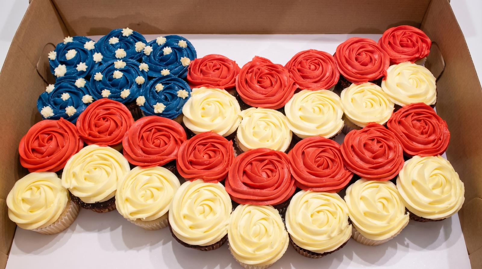 Dirty Dozens cupcakes